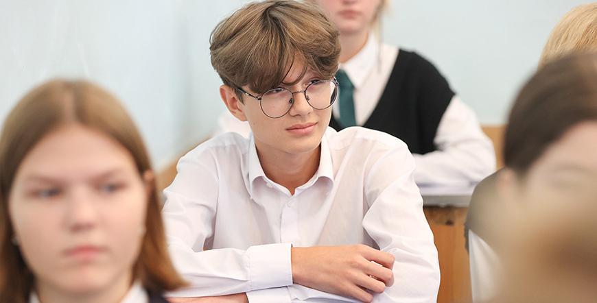 Более 25 тыс. старшеклассников приняли участие в правовом турнире "Сила закона"