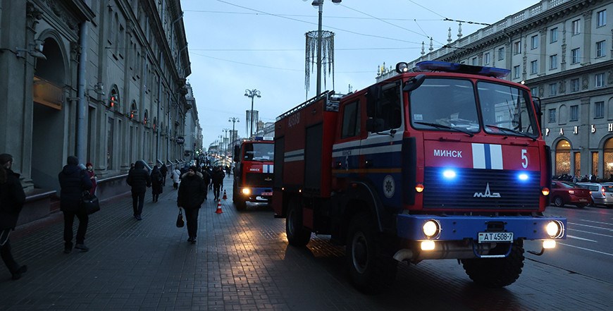 Стала известна причина задымления на станции метро "Октябрьская"