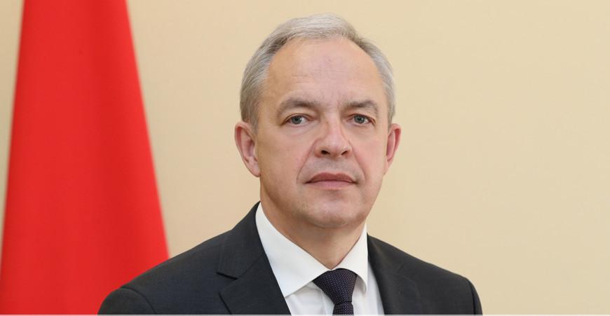 Предатели страны остаются предателями везде - Игорь Сергеенко