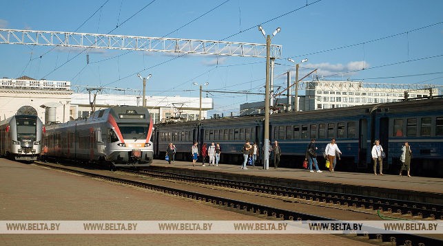В Беларуси с 16 мая расширяется перечень сведений для покупки билетов на международные поезда