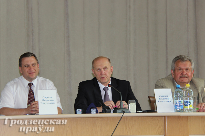 Пресс-конференция председателя облисполкома Владимира Кравцова прошла в Ошмянском районе (ОБНОВЛЕНО)
