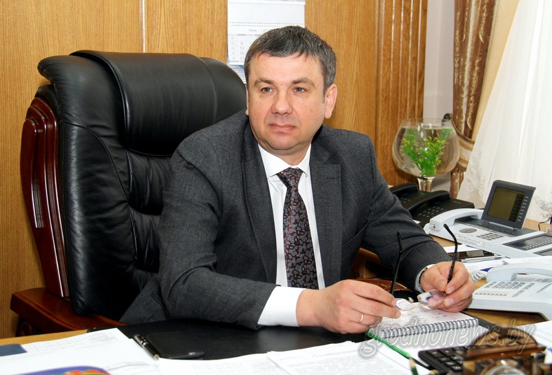 Заместитель председателя облисполкома Юрий Шулейко провел прямую телефонную линию
