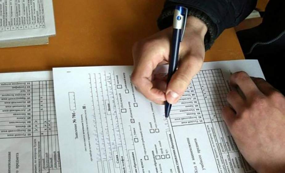 Новые специальности, электронная очередь, онлайн-консультации. Что нужно знать абитуриентам о поступлении в этом году? 