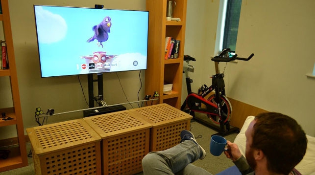 Новая технология превратит в пульт дистанционного управления любой предмет в комнате