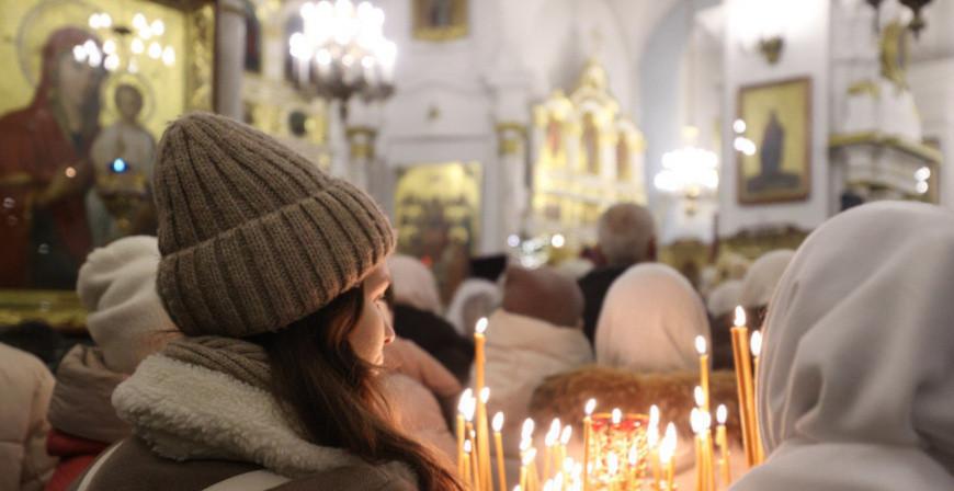 Православные верующие празднуют Прощеное воскресенье
