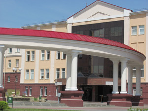 Достойное образование –  хорошая карьера. Гроднен­ский колледж бизнеса и пра­ва предлагает сделать первые шаги на пути к успеху