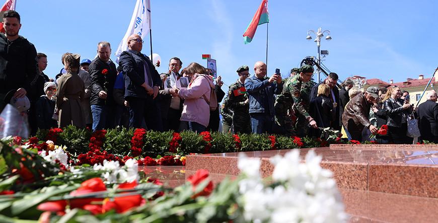 Дмитрий Пиневич: в Беларуси хранят память о погибших в годы ВОВ медицинских работниках