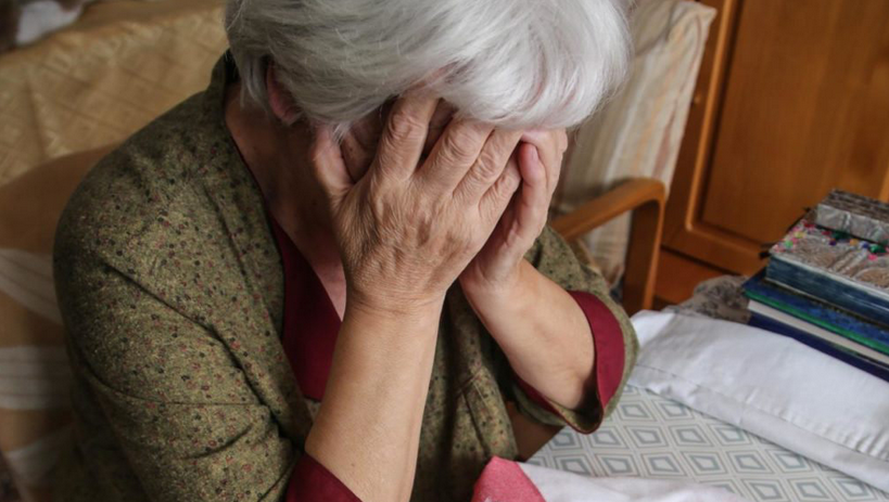 В Гродно мошенницы предлагали пенсионеркам пледы и одеяла под видом подарка от Президента