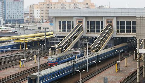 БЖД предупредила о задержке поездов из-за отключения напряжения в контактной сети