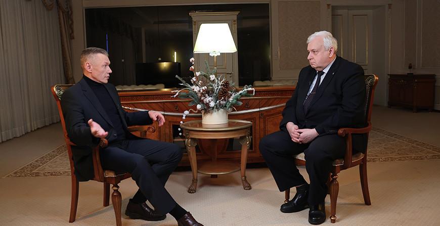 Профессор пояснил, что в большей степени влияет на тяжелое течение COVID-19