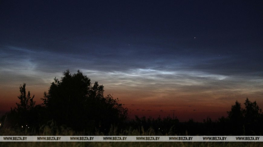 ФОТОФАКТ: В небе над Гродно можно было наблюдать серебристые облака