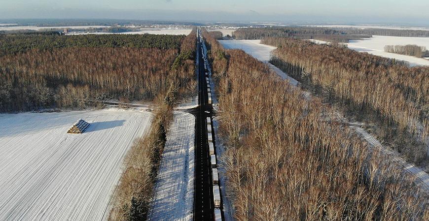 Выезда из Беларуси в ЕС на границе ожидает более 4,6 тысячи фур
