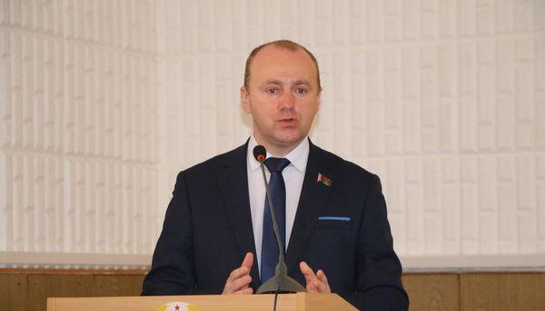 Польские танки против беженцев вызывают опасения