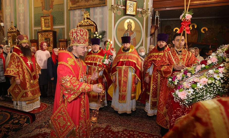 Митрополит Вениамин: как Христос одержал величайшую Победу для человечества, так наш народ одержал Победу для всего мира