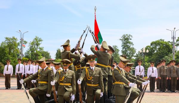В ГрГУ имени Янки Купалы состоялся торжественный выпуск курсантов военного факультета