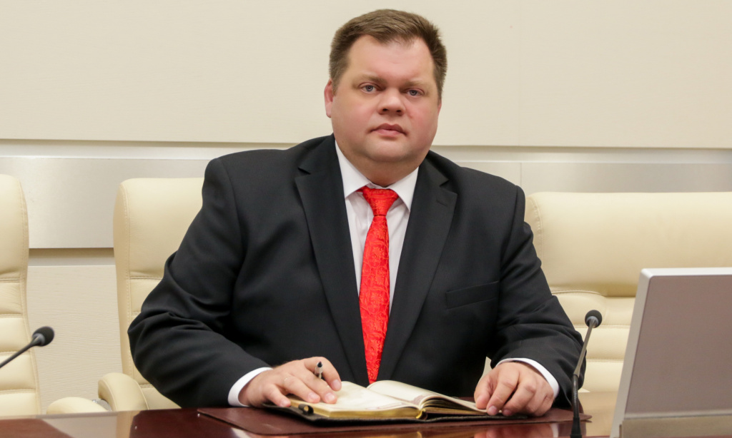 Генеральный директор.jpg