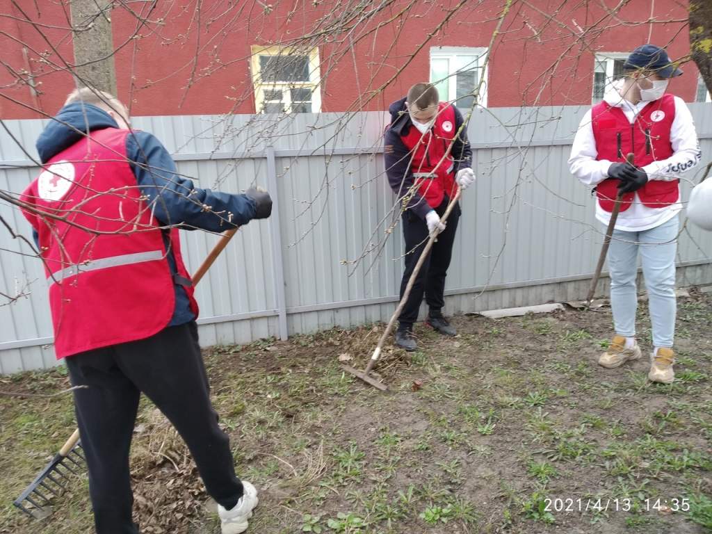 начни помогать весной Ивье.jpg