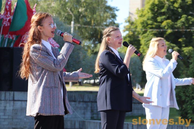 1img_3767.jpg