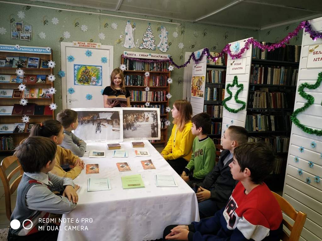 в память об окуниново и боровиках_ партизановской бибилиотеке.jpg