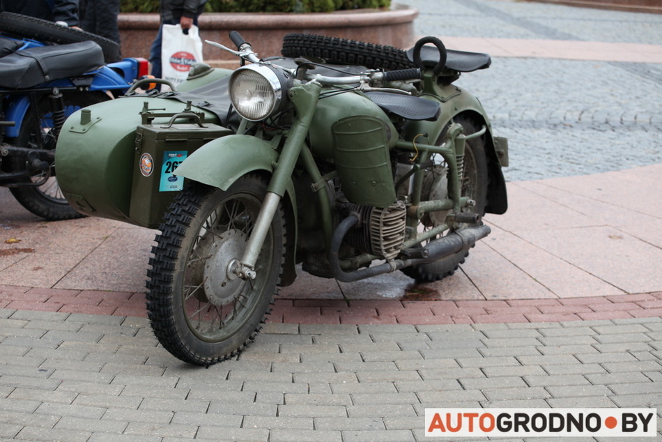 moto-close-2019-12.jpg