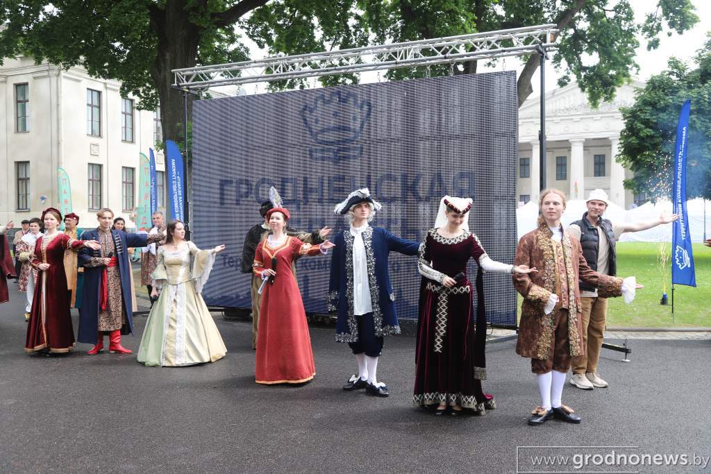 IMG_7933.JPG