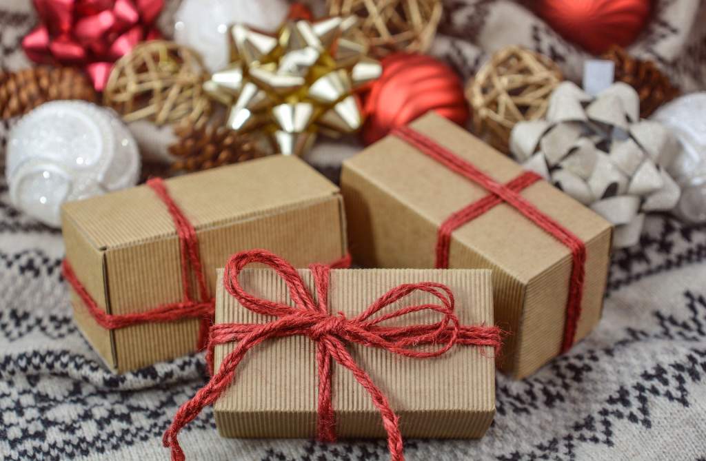 christmas-3015776_1920.jpg