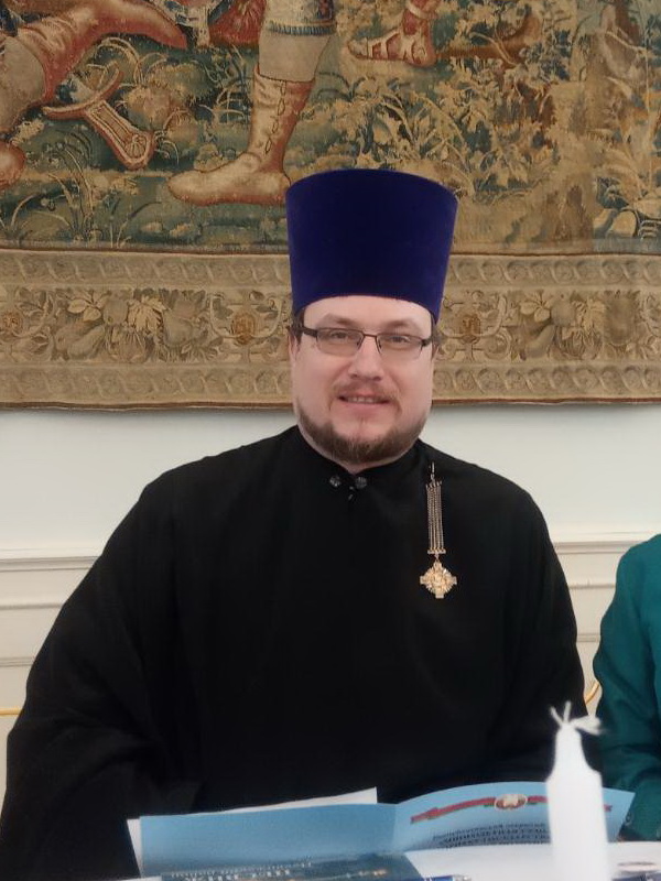 священник.jpg