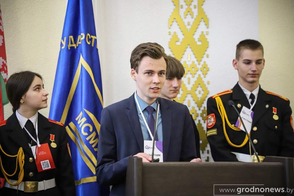 медиасфера.jpeg