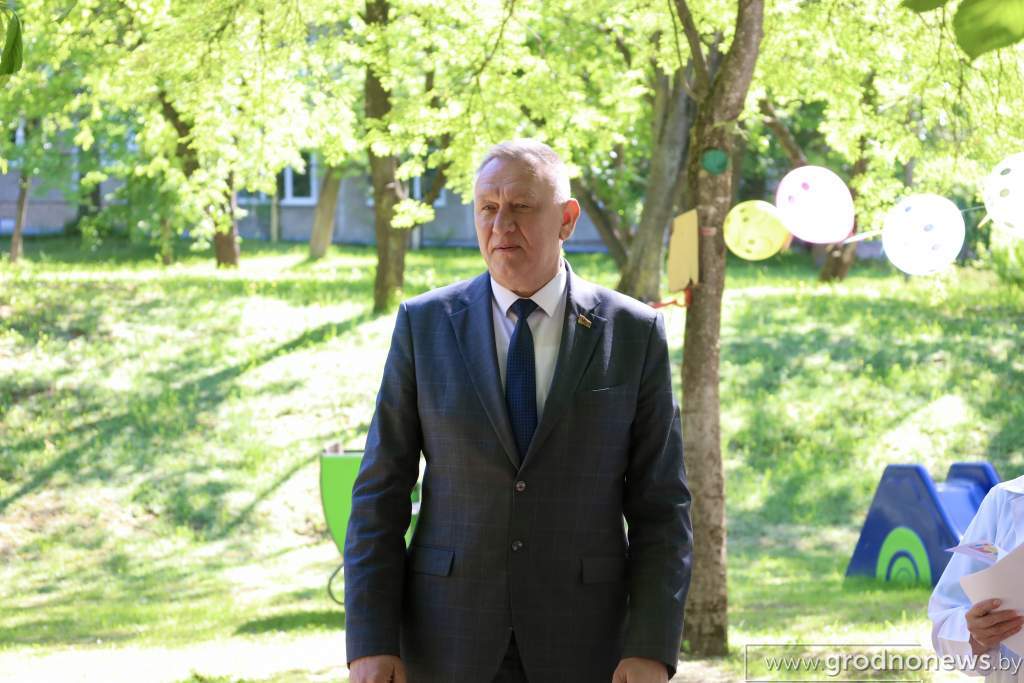 жуков.JPG