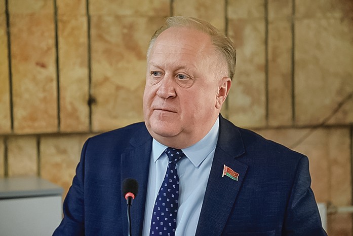 Встреча Лисковича с медиками13-12-10-2022.jpg