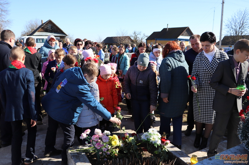митинг_хатынь_новое_село_16.jpg