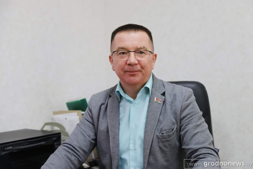 председатель сельисп Станиславчик.JPG