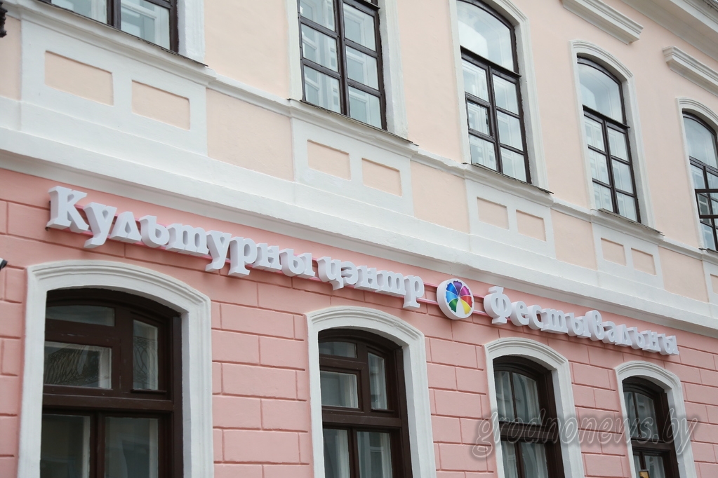 064190f123f9dda6966c9383d8bb6aac.jpg