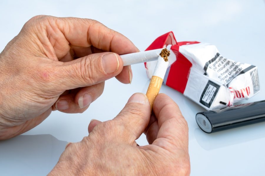 non-smoking-2367409_1280-900x600.jpg