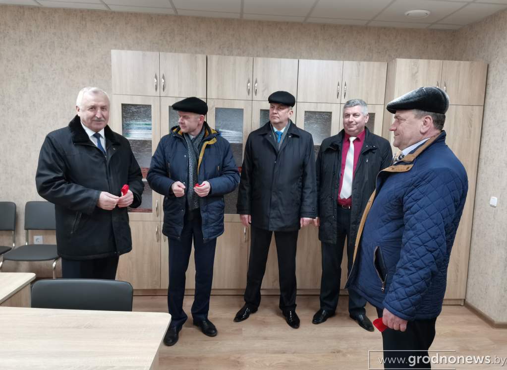 экскурсия по новому зданию_2.jpg