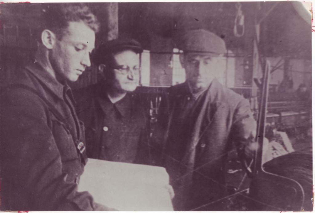 1939 г. Национализация фабрик и заводов Гродно. Фото из Государственного архива общественных объединений Гродненской области.jpg