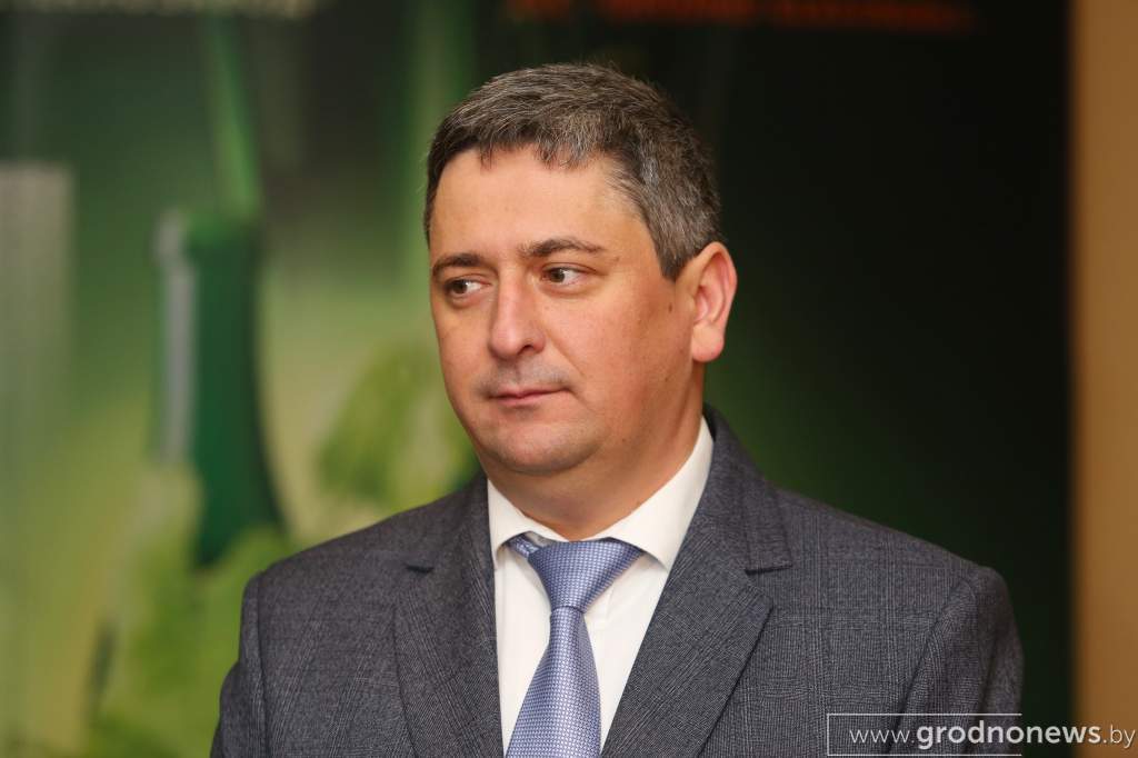Директор стеклозавода.JPG