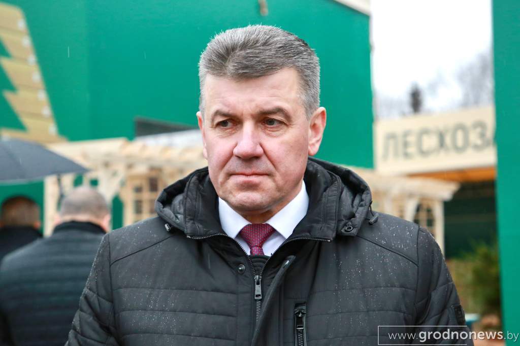 министр.JPG