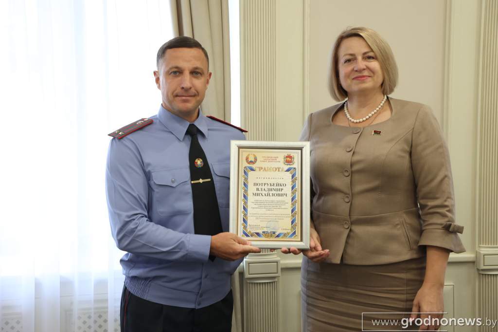 CR6_4117.JPG