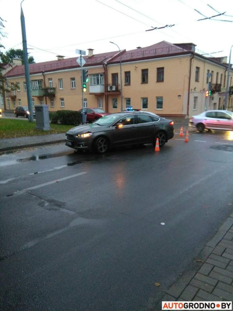 volvo-30-001.jpg