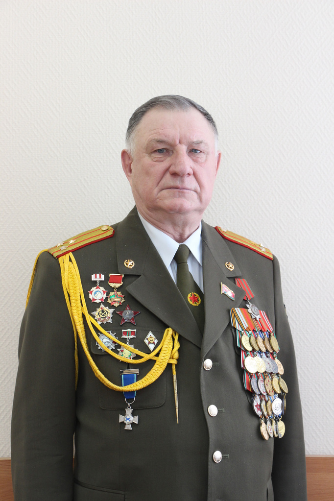 Тустов.jpg
