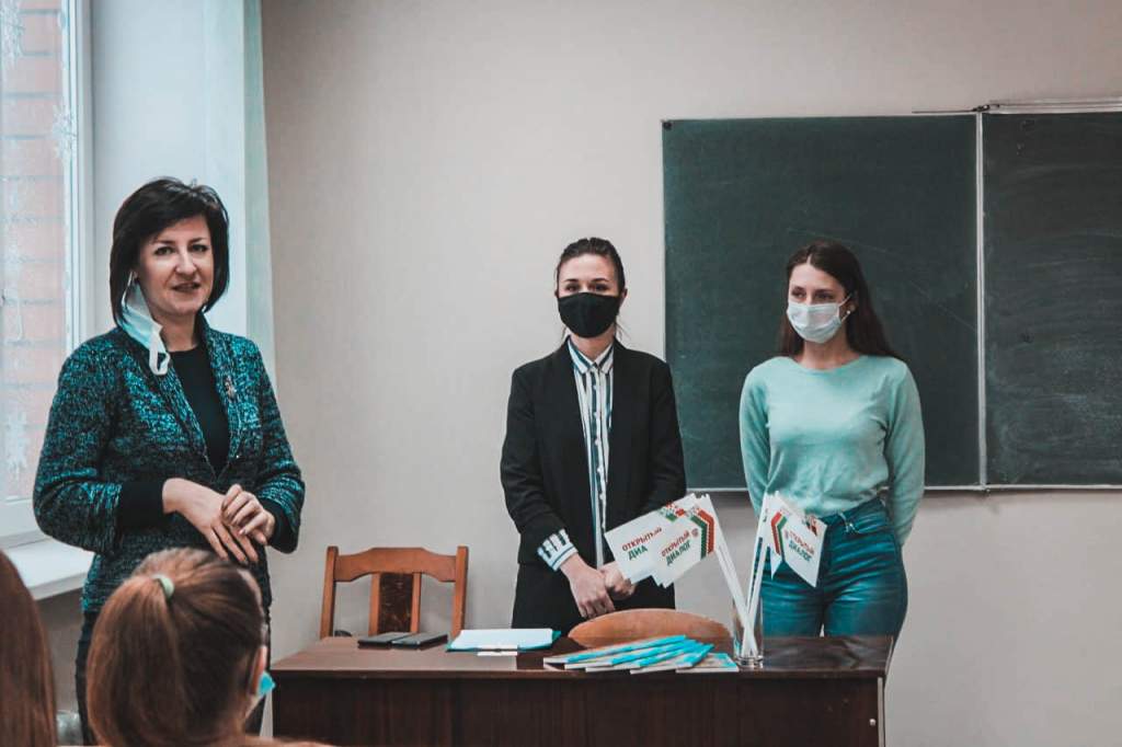 юля.jpg