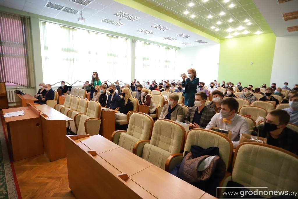 2020-11-20 15.30.19.JPG