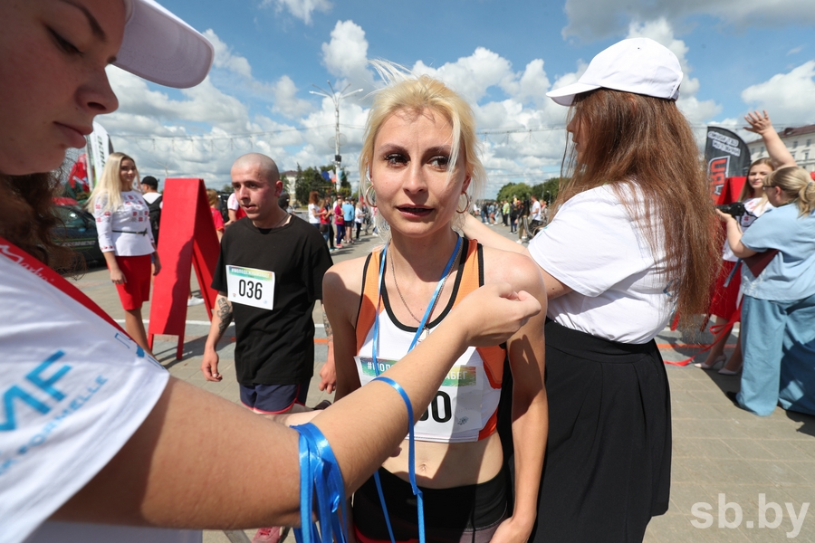 4c09563f717543e49732b63c2e78b89b.jpg