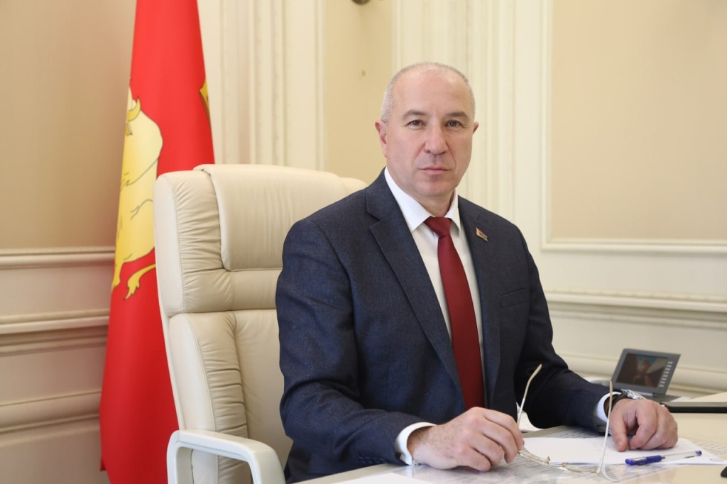Юрий Караев