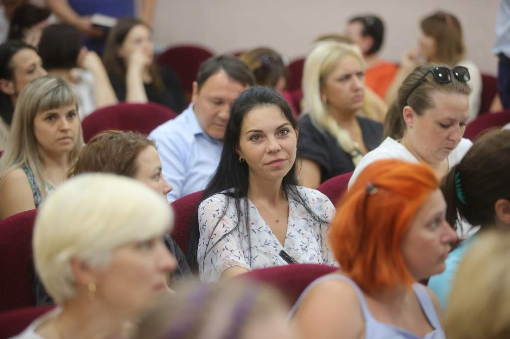 241163-05.jpg