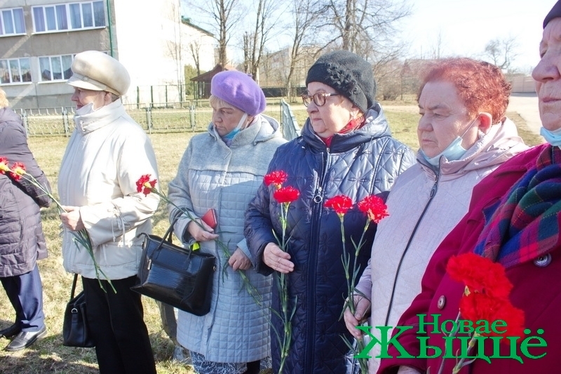 7c6bb40def3dec4557e47281b350b1f2.jpg