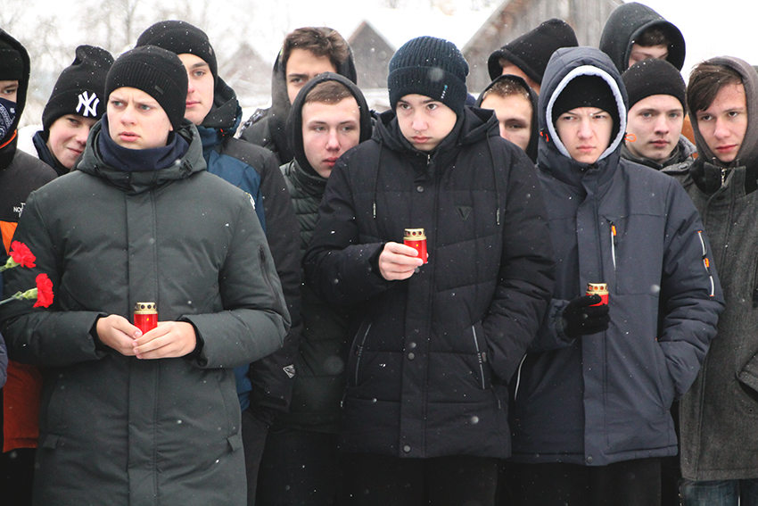 окуниново_митинг памяти (3).JPG