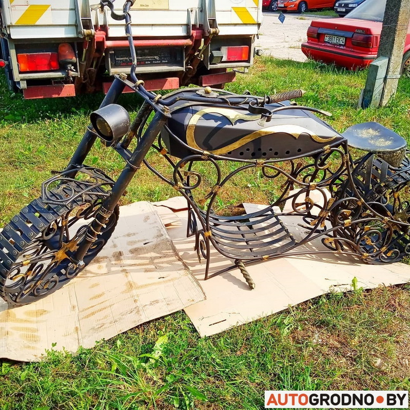 moto-mangal-02.jpg