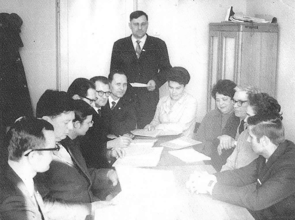 1974 г. Заседание совета физмата.jpg